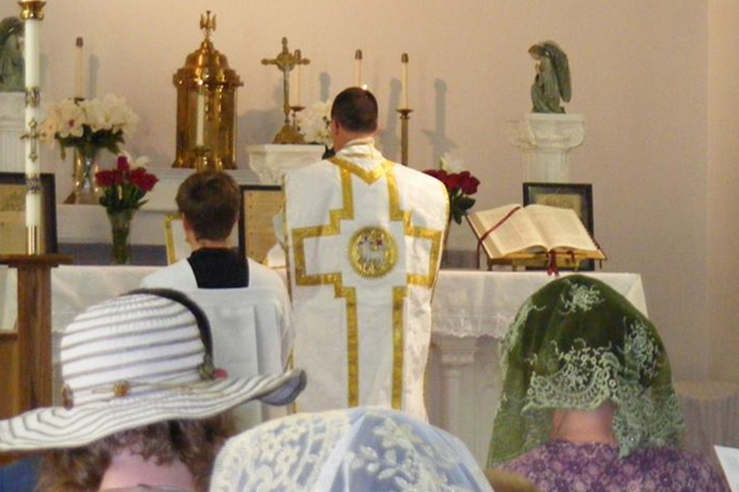 Father Kevin Drew, a priest of the Diocese of Kansas City-St. Joseph, offers Mass in the extraordinary form in Latin on May 6 in St. Rose of Lima Church in Novinger.